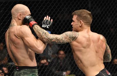 Momentul în care Conor McGregor a cedat psihic + Primul contact cu Dustin Poirier după meci: „Mi-ai f*** piciorul, nenorocitule!”