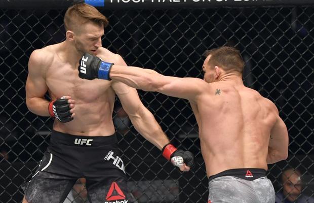 VIDEO Michael Chandler, exploziv la debutul în UFC! KO în 30 de secunde, salt ireal în octogon și provocări pentru McGregor și Nurmagomedov