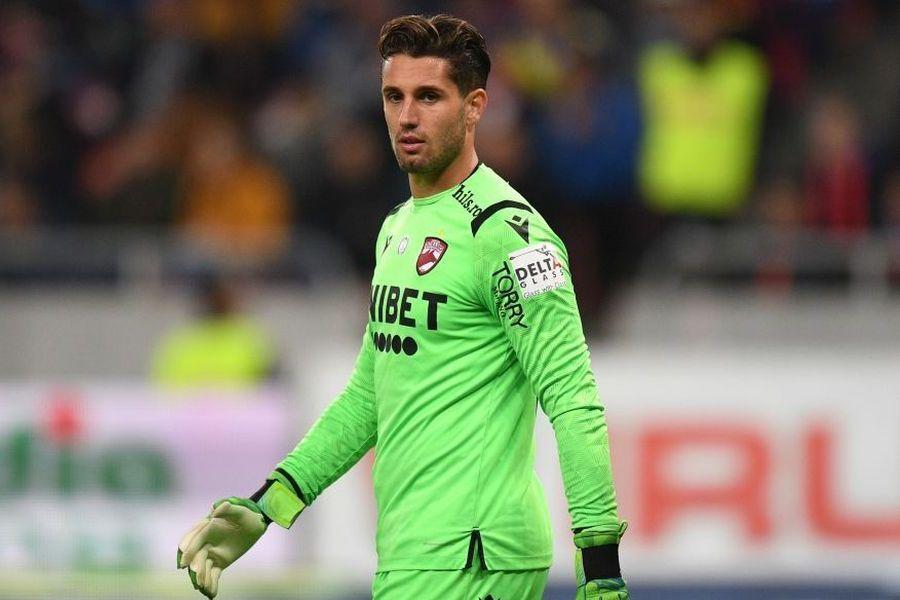 Riccardo Piscitelli UPDATE Falimentul bate la ușă, dar jucătorul e dispus la negocieri cu Dinamo: „Fac asta pentru fani, dar nu am cu cine să vorbesc”
