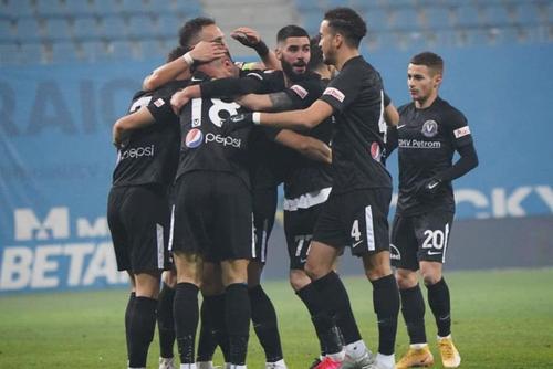 Viitorul a ajuns la un acord pentru transferul lui Virgil Ghiță (22 de ani, fundaș central) la Ferencvaros, Ungaria.