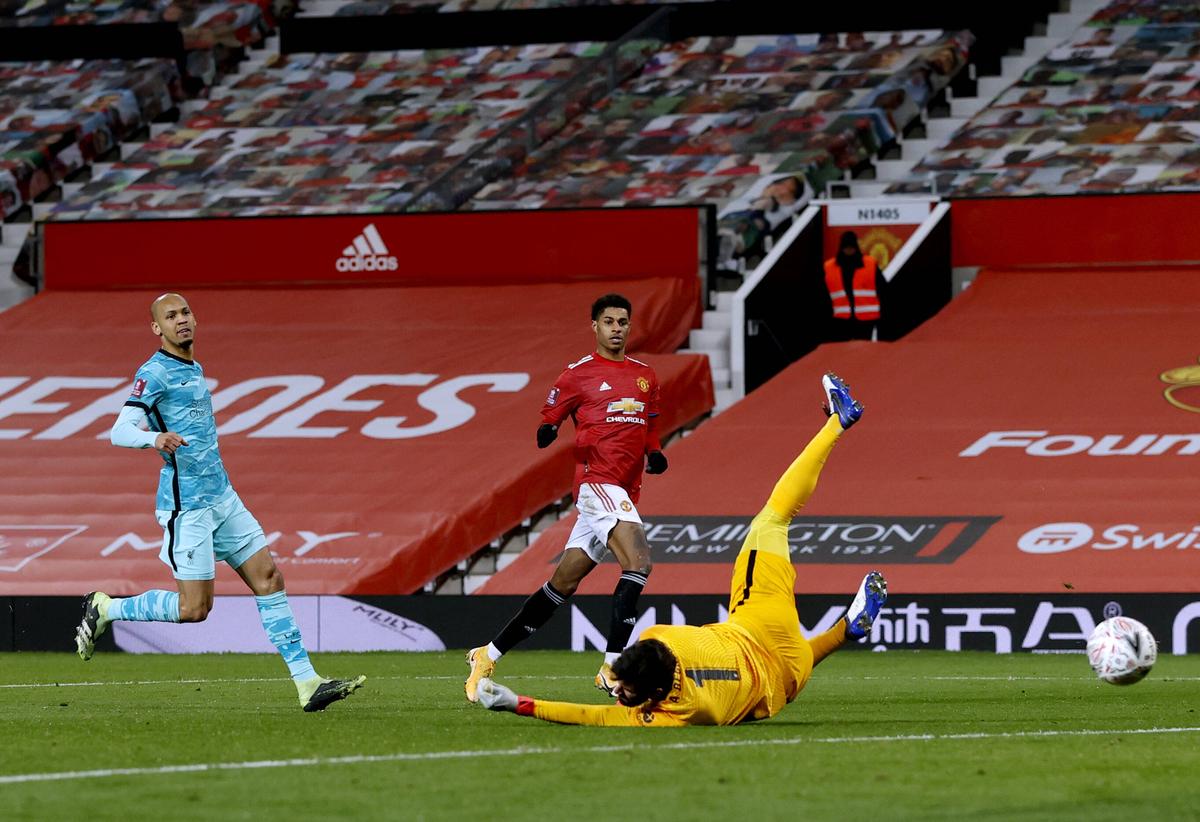 VIDEO 5 goluri în Manchester United - Liverpool » Vezi fazele de senzație!