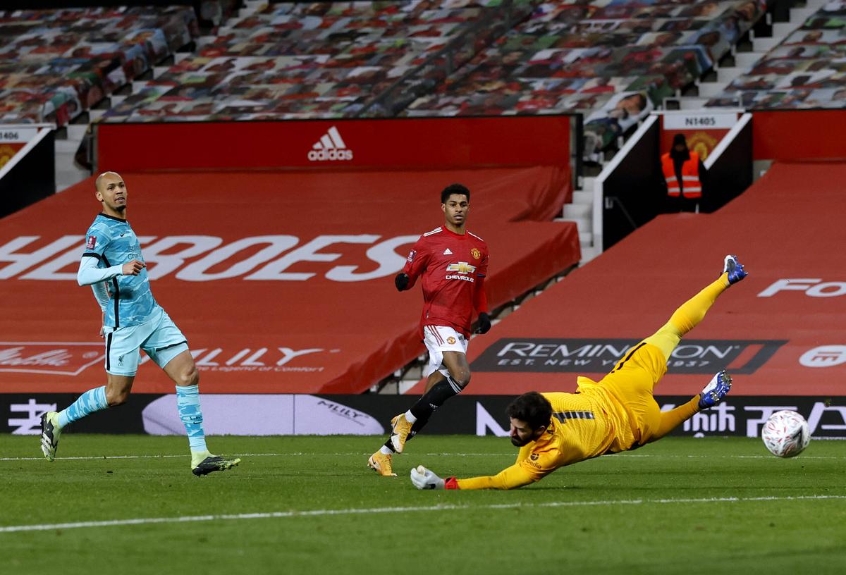 VIDEO 5 goluri în Manchester United - Liverpool » Vezi fazele de senzație!