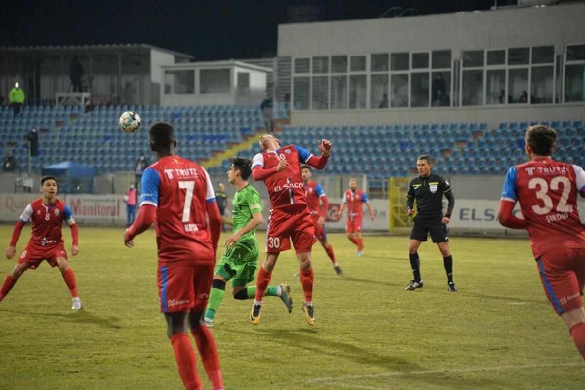 FC Botoșani - Dinamo 4-0. VIDEO + FOTO „Câinii”, demoLAȚI în Moldova » „Rebelul” Keyta a revenit în stil mare! Clasamentul ACUM