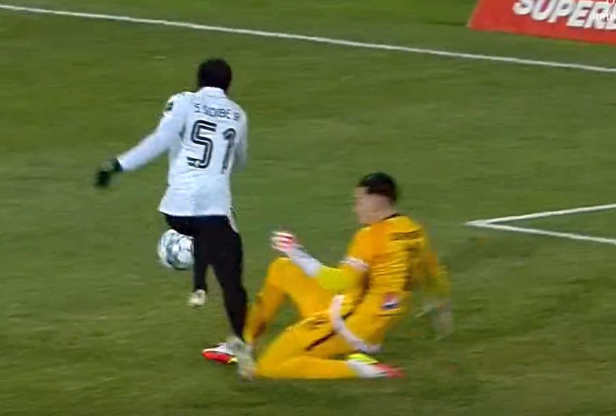 GSP.ro l-a contactat pe arbitrul Ionuț Coza, după ce Adrian Mititelu jr. l-a numit „corupt” » Ce spune „centralul”