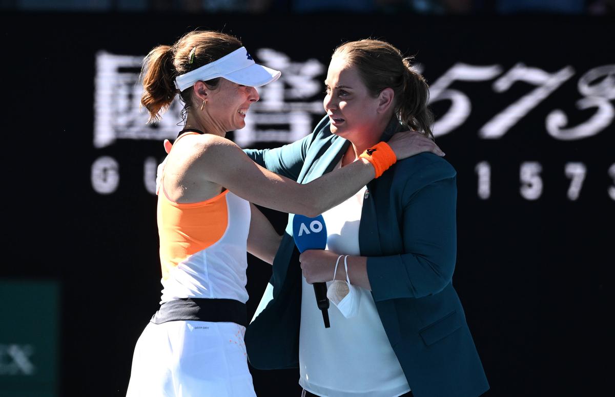 Alize Cornet, interviu cu ochii în lacrimi » A felicitat-o pe Simona și a îmbrățișat-o pe interviatoare: „Modul în care ai trecut peste probleme... ești incredibilă!”