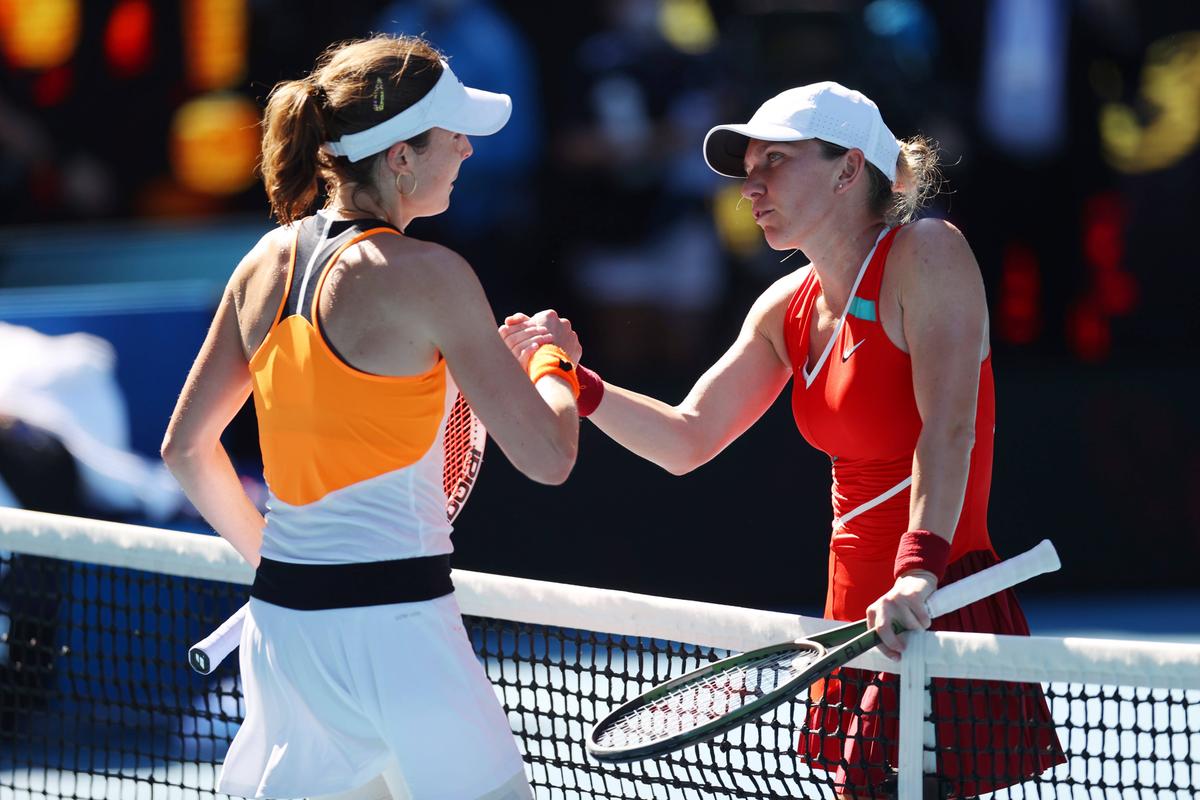 Alize Cornet, interviu cu ochii în lacrimi » A felicitat-o pe Simona și a îmbrățișat-o pe interviatoare: „Modul în care ai trecut peste probleme... ești incredibilă!”
