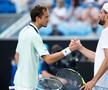 Medvedev, ieșiri necontrolate la Australian Open » Ce a strigat, repetat, la adresa adversarului și de ce îi acuză pe organizatori: „Eu ce trebuie să fac?!”