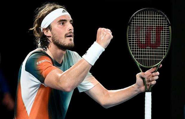 Stefanos Tsitsipas e în sferturile de finală de la Australian Open, după un meci-maraton de 5 seturi