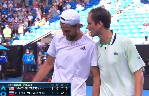 Medvedev, ieșiri necontrolate la Australian Open » Ce a strigat, repetat, la adresa adversarului și de ce îi acuză pe organizatori: „Eu ce trebuie să fac?!”