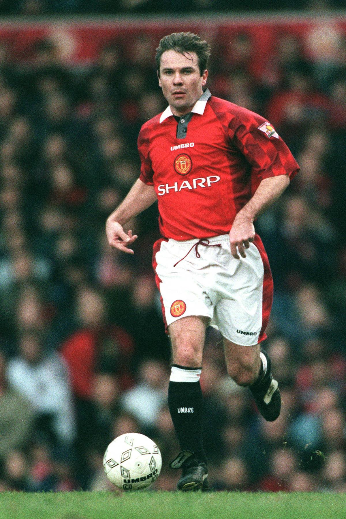 Are peste 400 de meciuri la Manchester United și a ajuns de nerecunoscut pe Twitter: „Dumnezeule!”