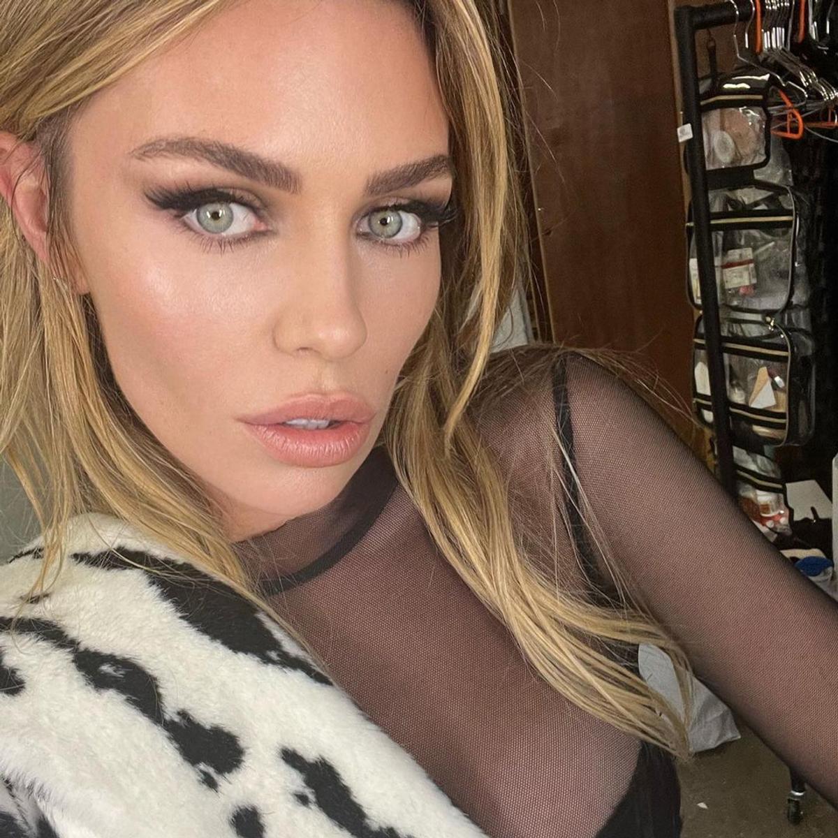Abbey Clancey, soția lui Peter Crouch