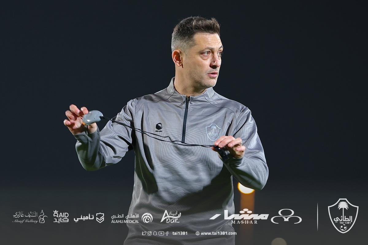 Mirel Rădoi, primul antrenament la Al-Tai