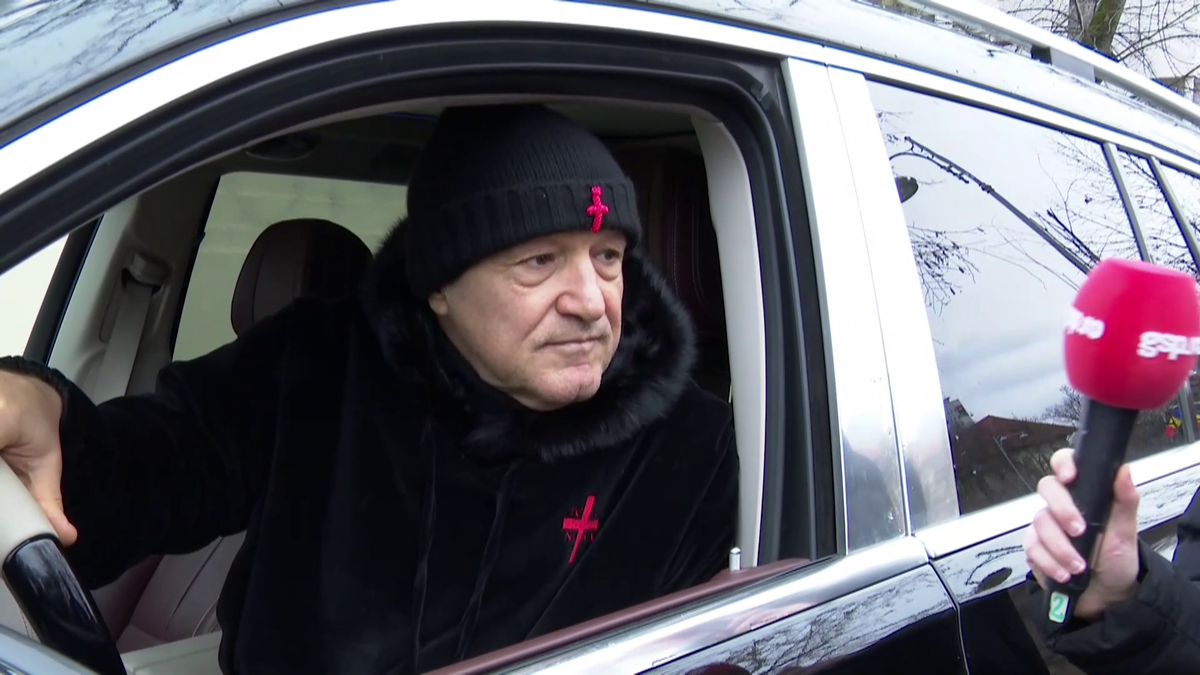 Gigi Becali revine în forță la butoane » 4 schimbări în primul „11” pentru meciul cu Farul, dintre care 3 dictate de patronul FCSB