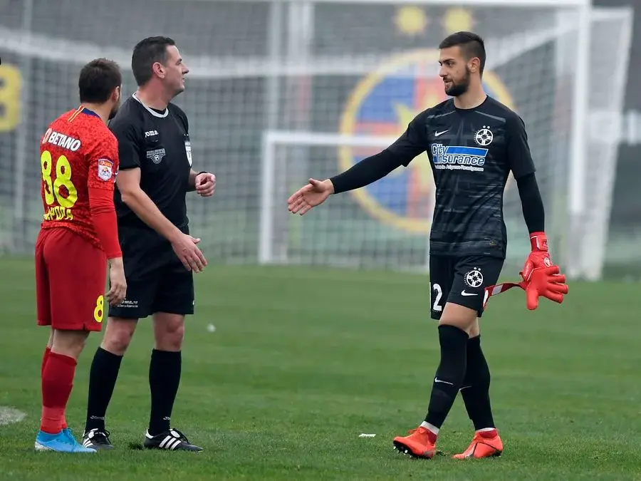 Toma Niga, în tricoul celor de la FCSB Atacant suedez în Superliga » În 2022, juca în Conference League contra lui FCSB