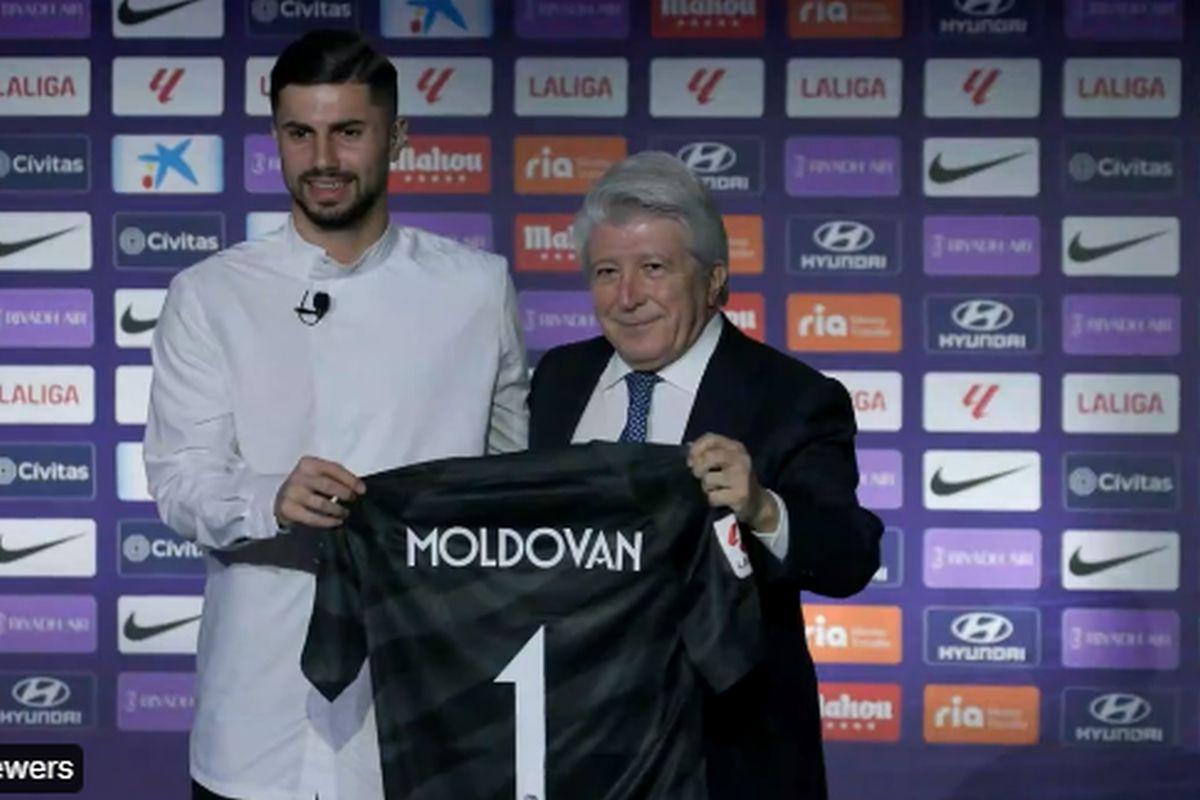 Horațiu Moldovan, prezentat în stil mare la Atletico, alături de legende și zeci de jurnaliști » Cum i s-a adresat lui Oblak: „Dânsul e idolul meu!” + ce i-a transmis Simeone