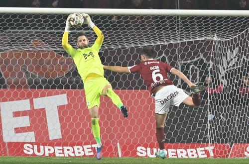 Jesus Fernandez l-a învins pe Horațiu Moldovan pe 9 decembrie, la Rapid - Voluntari 1-2, în Liga 1 Foto: Imago