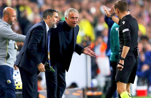 „Trebuie să vorbim despre VAR” » Jose Mourinho, după 0-0 cu Lyon: „Greșelile arbitrilor de pe teren sunt acceptabile, nu și din cabină”