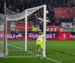 După Roșca, Dinamo a mai câștigat un fotbalist » Kopic, despre noua găselniță a „câinilor”: „Mentalitate excelentă!”