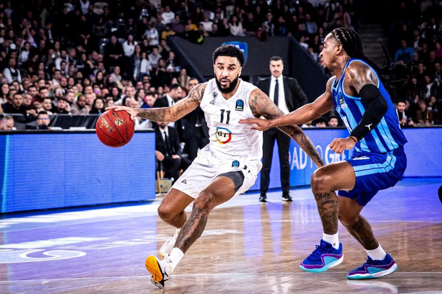 DJ Seeley, MVP-ul rundei a 16-a în EuroCup/Foto: euroleaguebasketball.net „Nu există să renunți” » După al 15-lea trofeu al carierei, Mihai Silvășan a făcut retrospectiva sezonului și a privit la viitor: „Visul ar fi să o antrenez pe U-BT în Euroligă”