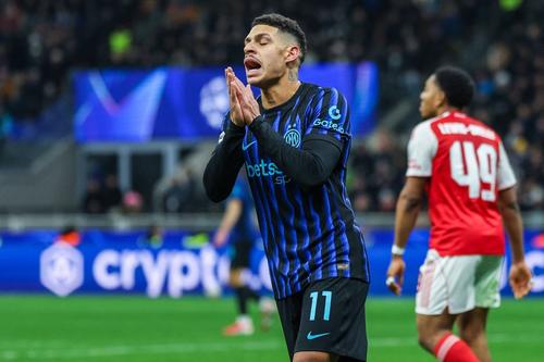 Luis Henrique a fost contestat zgomotos de fanii lui Inter pe „Giuseppe Meazza” la meciul cu Pisa (6-2) / Foto: Imago
