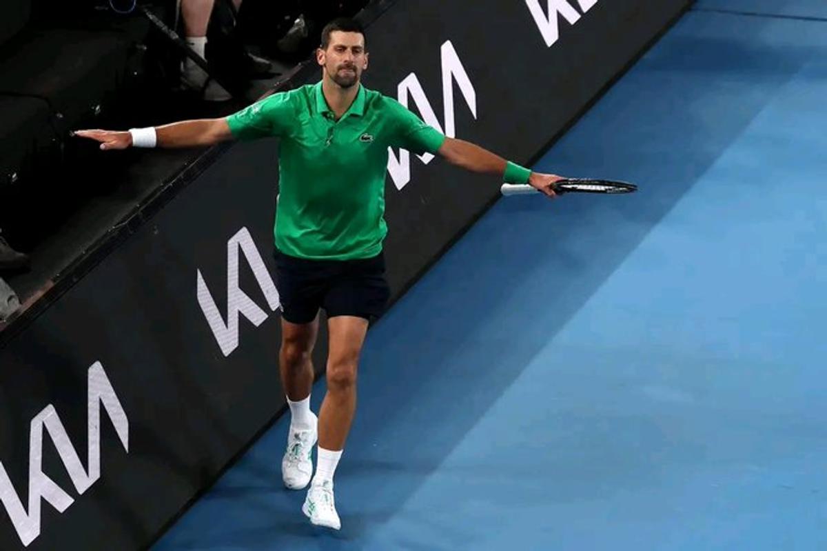 Gestul făcut de Novak Djokovic după ce s-a calificat în optimile de la Australian Open