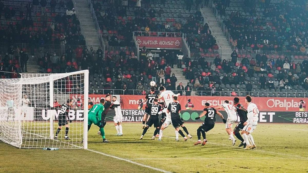 „Nu e nimic întâmplător, are buget de campioană!” » Ce a remarcat Ciprian Marica în jocul lui Dinamo: „Fără să aibă un atacant”