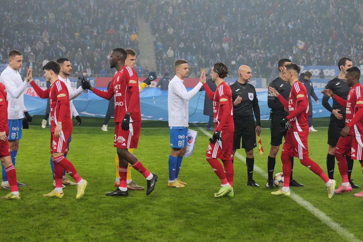 Universitatea Craiova - FC Botoșani // foto: Andrei Furnigă (GSP.ro)