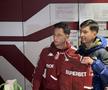 Olimpiu Moruțan e deja printre preferații fanilor Rapidului » Zeci de suporteri au venit să facă poze și să ia autografe