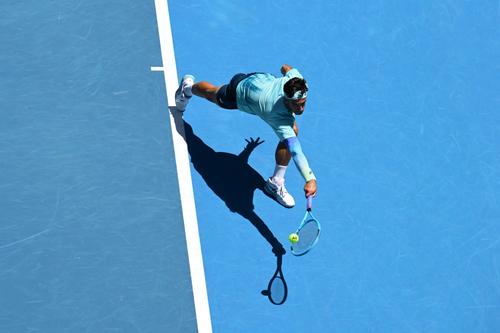 Lorenzo Musetti în acțiune la Melbourne FTO Guliver/GettyImgaes