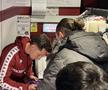Olimpiu Moruțan e deja printre preferații fanilor Rapidului » Zeci de suporteri au venit să facă poze și să ia autografe