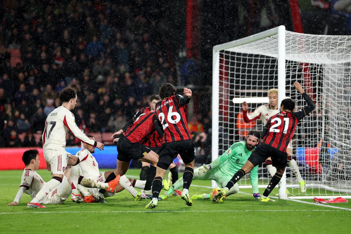 Bournemouth - Liverpool 3-2 » Final electrizant pe Vitality Stadium: au înscris golul victoriei în 90+5'!