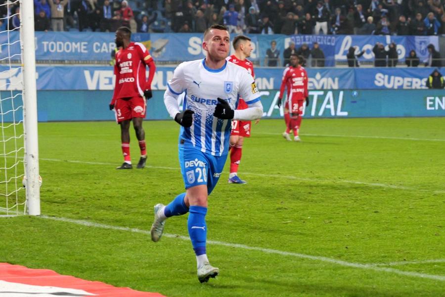 Alexandru Cicâldău, ales „omul meciului” în Universitatea Craiova - Botoșani 2-0/ FOTO Andrei Furnigă (GSP) Omul meciului din Craiova - Botoșani, mesaj pentru Mircea Lucescu