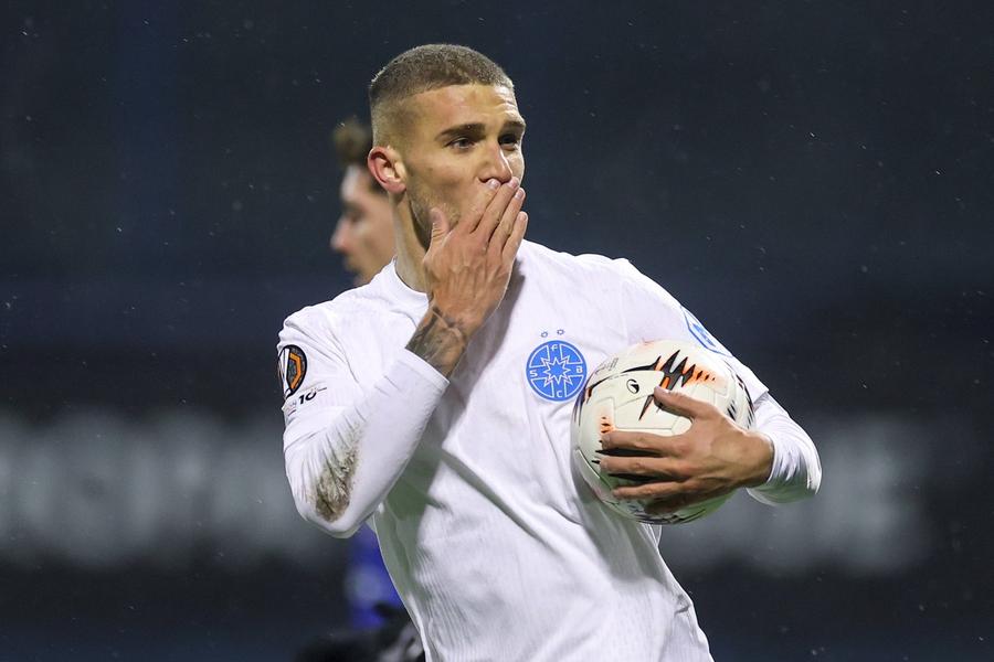 Daniel Bîrligea ar putea pleca de la FCSB. Foto: Imago Gigi Becali și-a pierdut răbdarea cu Daniel Bîrligea și aduce înlocuitor: „Doar nu sunt idiot să stau după el”