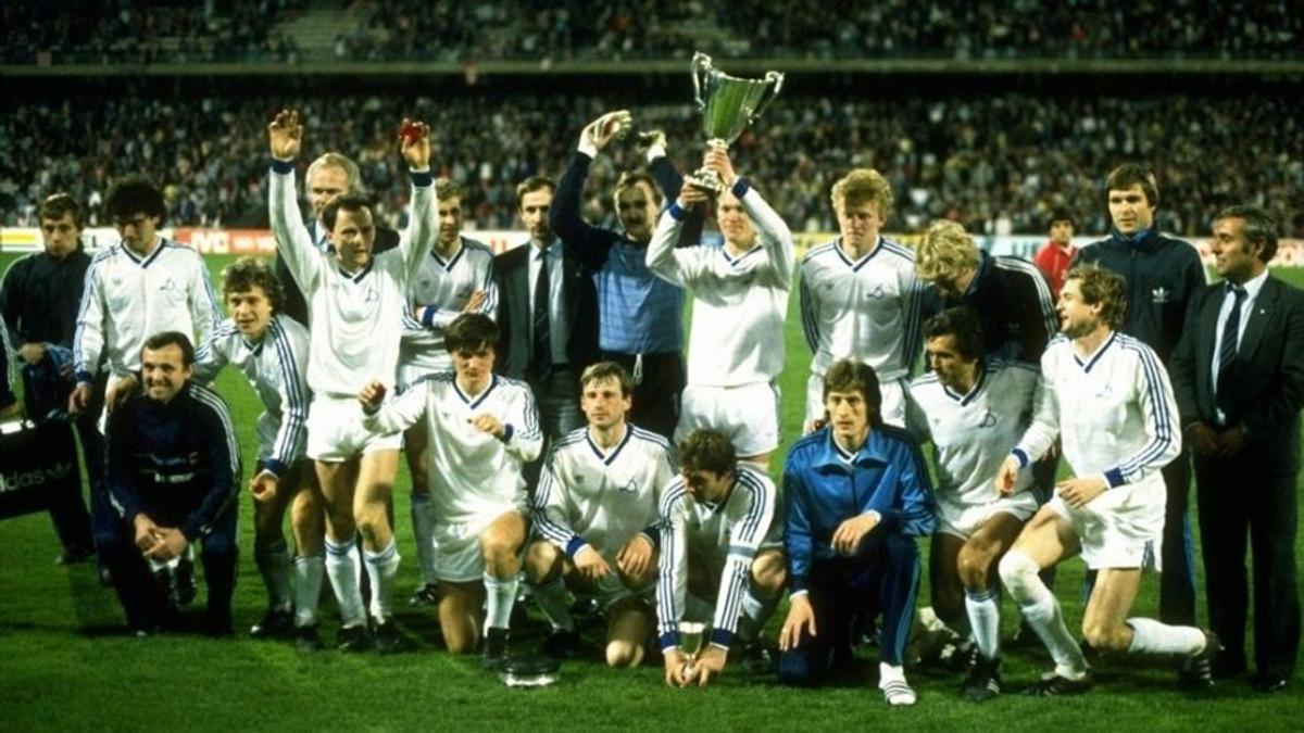 FCSB se laudă pe Facebook cu Supercupa Europei cucerită de Steaua în urmă cu 34 de ani: „O dată istorică pentru fotbalul românesc”