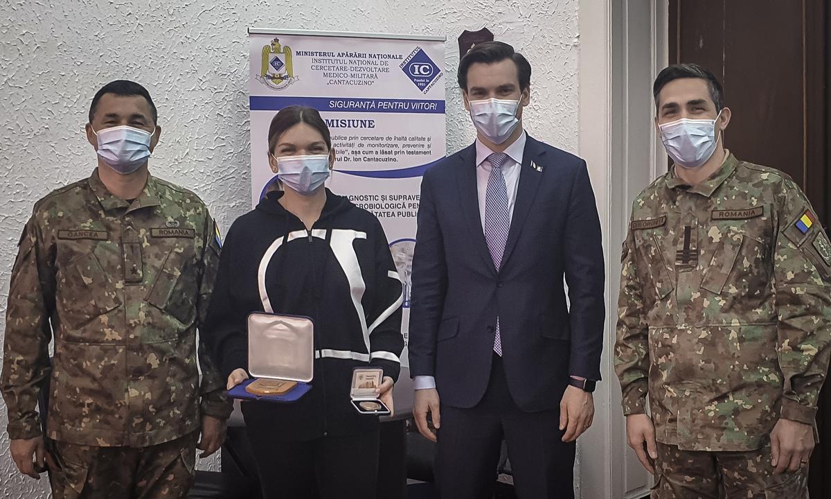 Darren Cahill nu s-a vaccinat împotriva coronavirusului! Ce dificultăți are antrenorul Simonei Halep