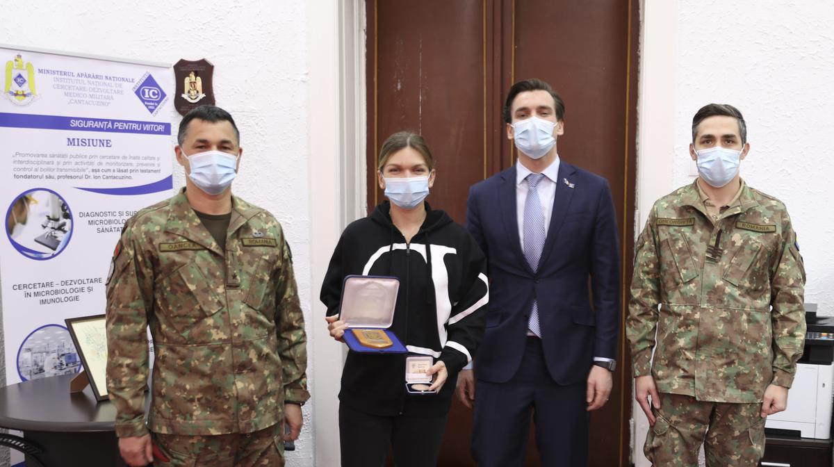 Darren Cahill nu s-a vaccinat împotriva coronavirusului! Ce dificultăți are antrenorul Simonei Halep