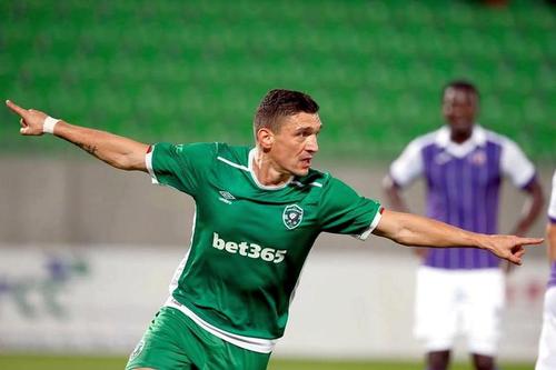 Claudiu Keșeru a ajuns pe mâna magicianului Robert Tudor