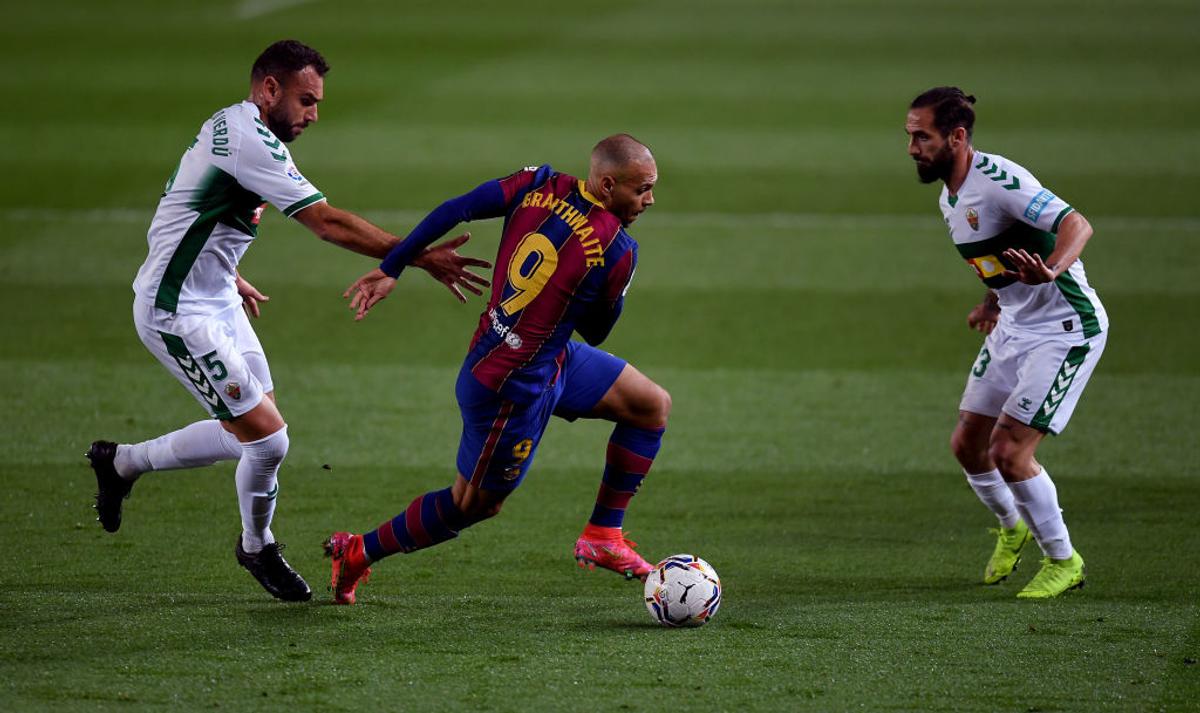 Portarul lui Elche a rămas mască la finalul meciului cu Barcelona! Ce i-a cerut Messi