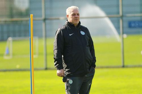 Marius Șumudică, 49 de ani, a dezvăluit că Rizespor, echipa pe care o antrenează, a investit 50.000 de euro în echipamente pentru pregătirea fizică.