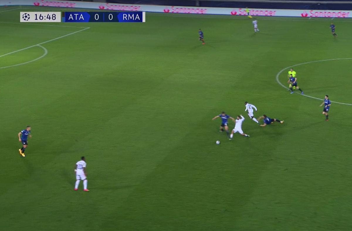 „ROȘU” direct în Atalanta - Real Madrid