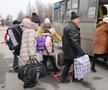 Locuitorii din Donețk se grăbesc să părăsească orașul după atacul Rusiei