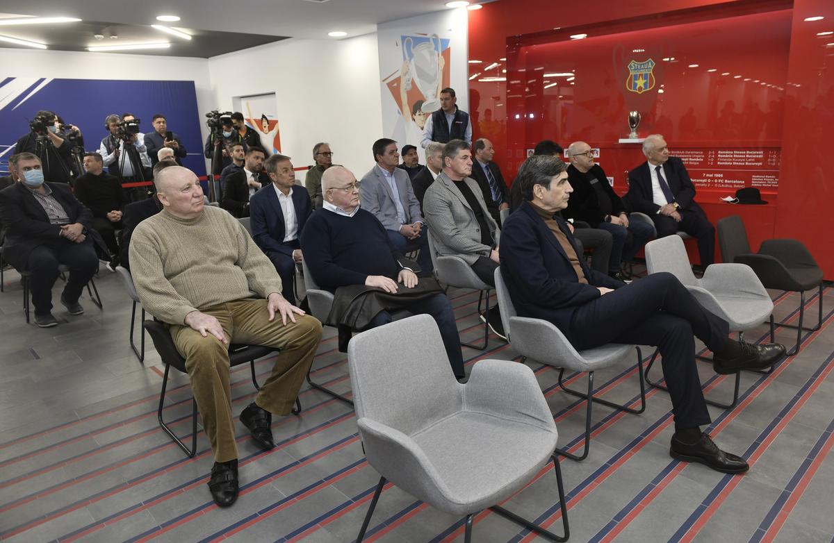 35 de ani de la Supercupa Europei cucerită de Steaua în fața lui Dinamo Kiev » Legendele steliste, cu gândul la situația din Ucraina: „E dureros!”