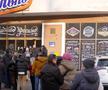 În Kiev, locutorii au format cozi imense la bănci, benzinării și supermarket-uri