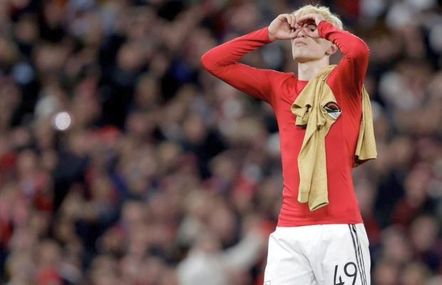 Fotbalistul lui Manchester United, ironie pentru FC Barcelona: „Echipa mai mare se califică mai departe”
