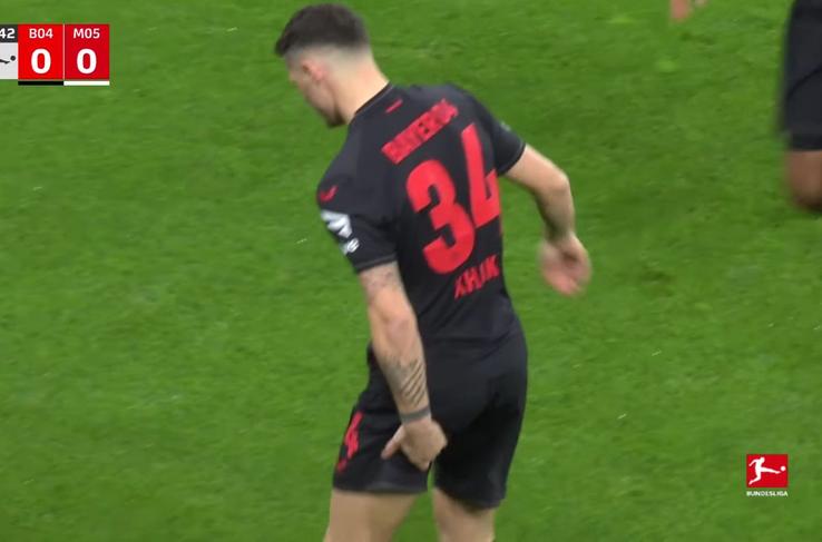 Bucuria lui Granit Xhaka după golul înscris în partida Leverkusen - Mainz, foto: captură de ecran YouTube Bundesliga