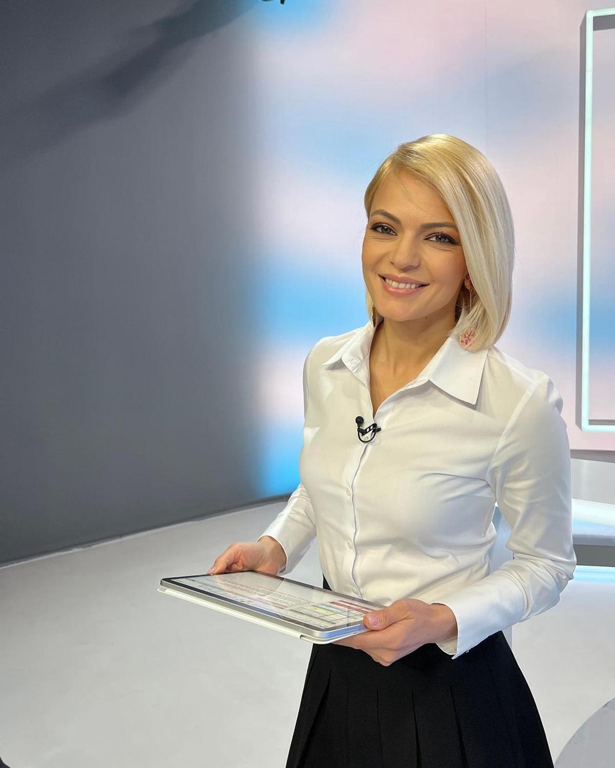 Dialog halucinant între vedetele Pro TV » Filmați în timp ce analizau cât de sexy sunt colegele: „Dacă ele sunt «piese» acum, cum erau când plesneau de tinerețe?”