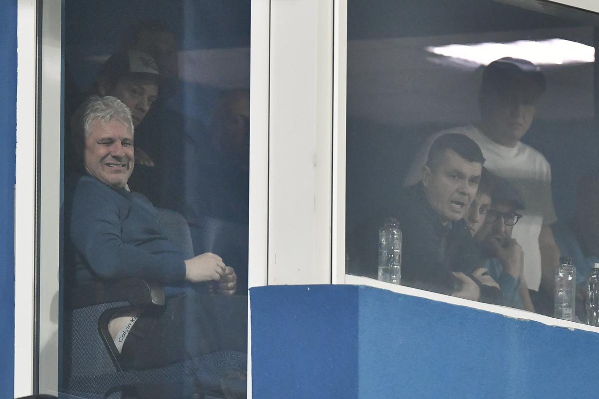 Începe iureșul la Rapid - FCSB?! » Șumudică nu l-a vrut, dar Vassaras a luat decizia