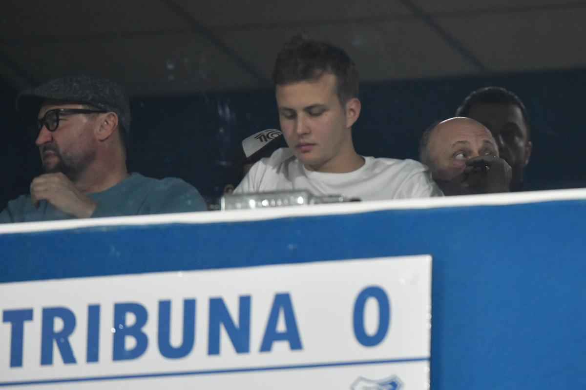 Începe iureșul la Rapid - FCSB?! » Șumudică nu l-a vrut, dar Vassaras a luat decizia