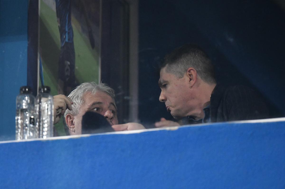Începe iureșul la Rapid - FCSB?! » Șumudică nu l-a vrut, dar Vassaras a luat decizia