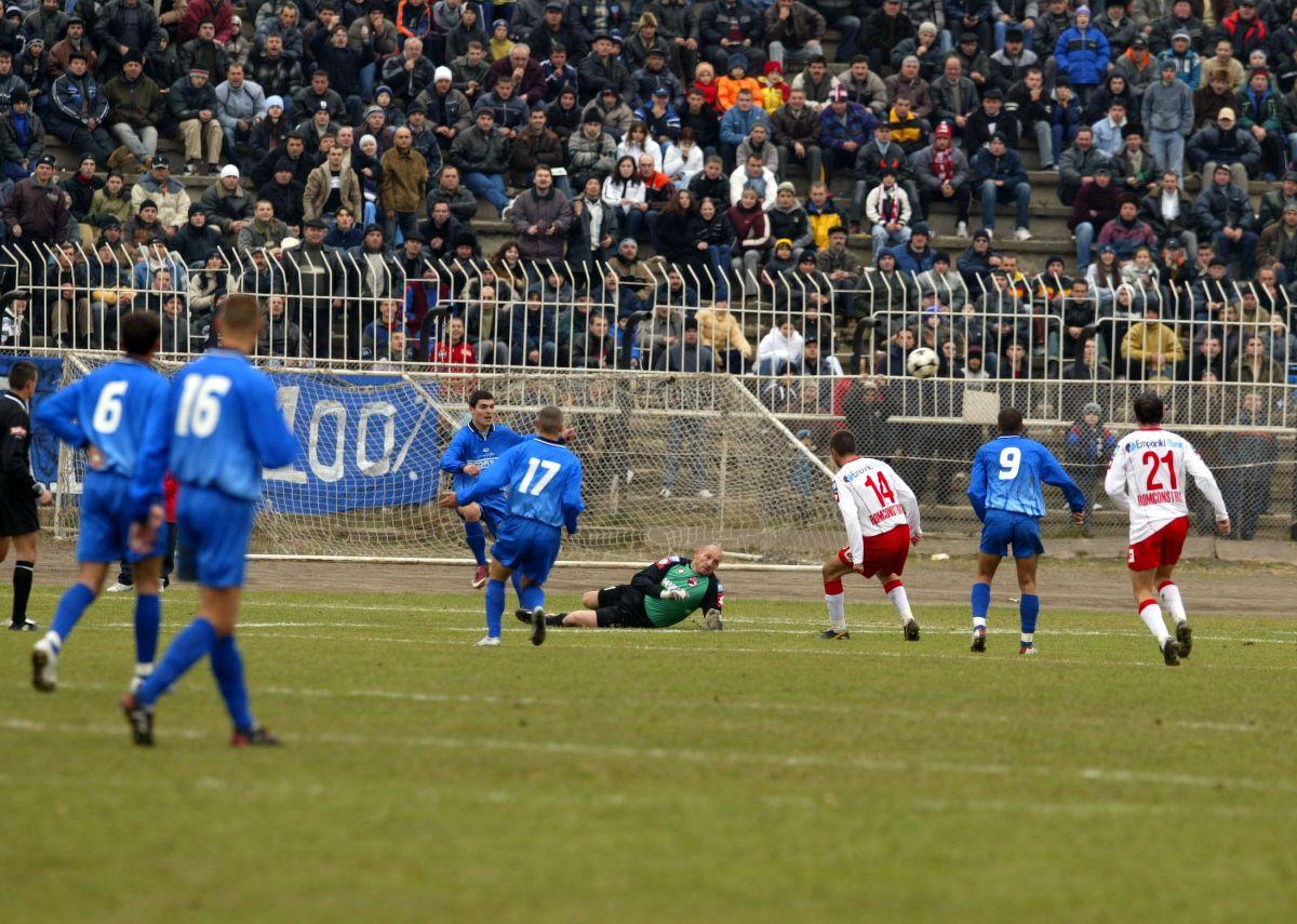 Când FCSB și Dinamo au jucat la Brăila: imagini din alte timpuri de pe „Municipalul” brăilean